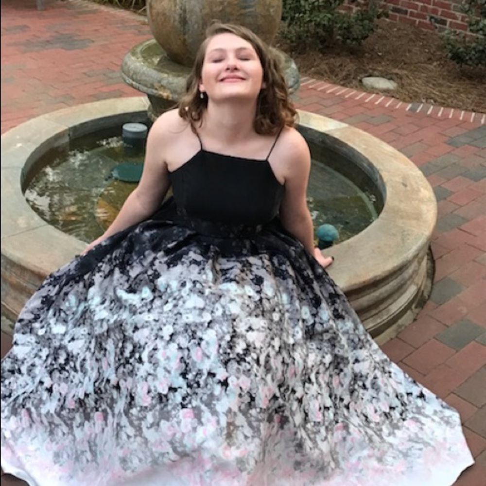 Meet your Posher, Summer